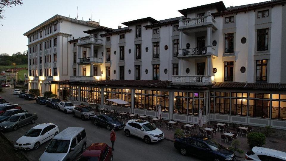 Gran Hotel Balneario De Liérganes Екстериор снимка