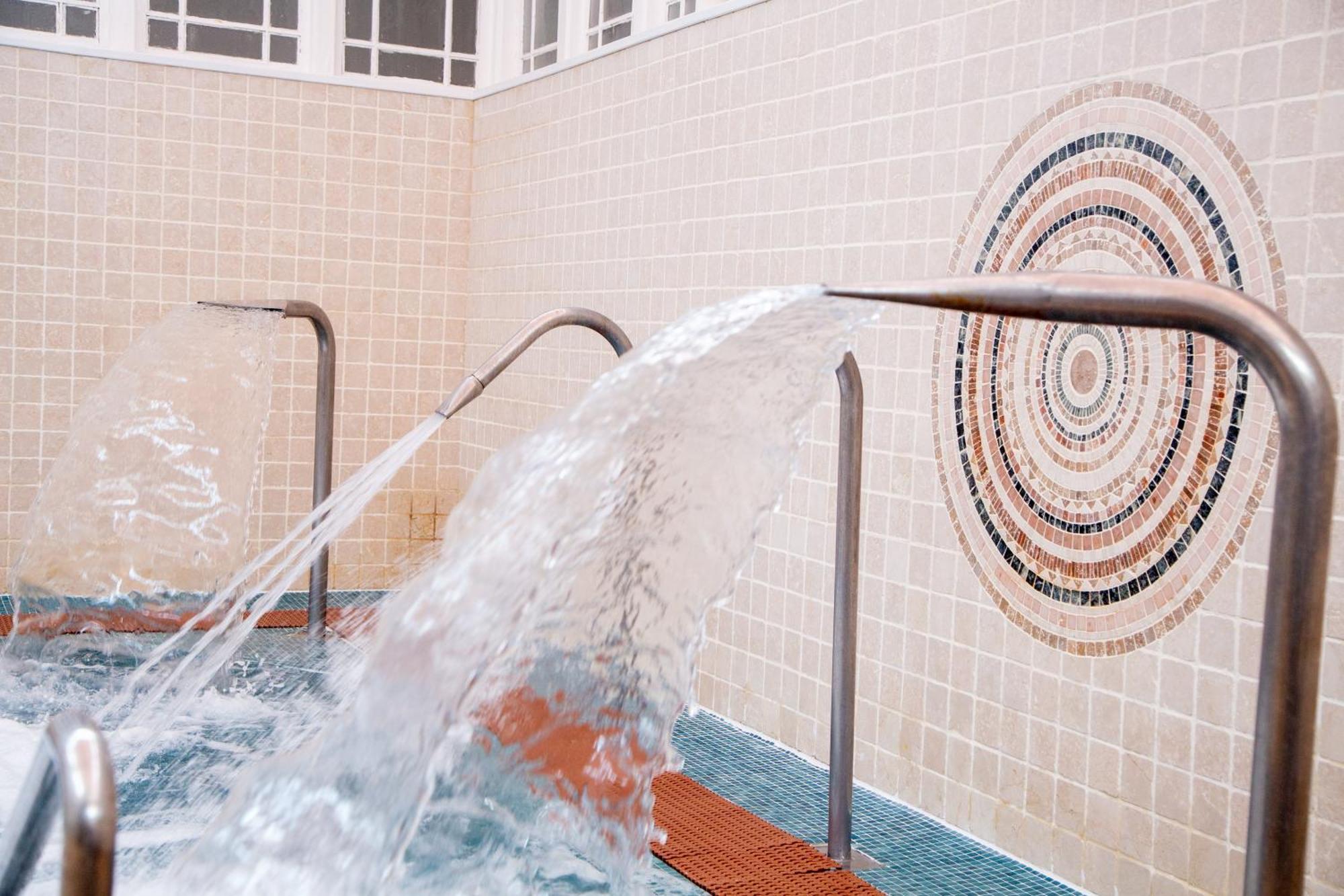 Gran Hotel Balneario De Liérganes Екстериор снимка