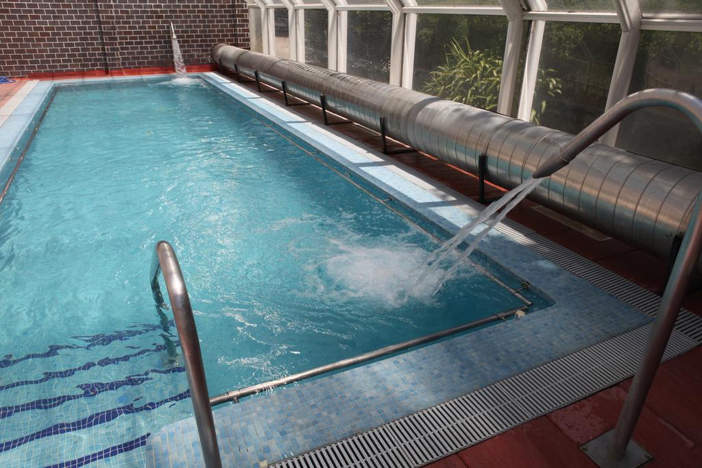Gran Hotel Balneario De Liérganes Екстериор снимка