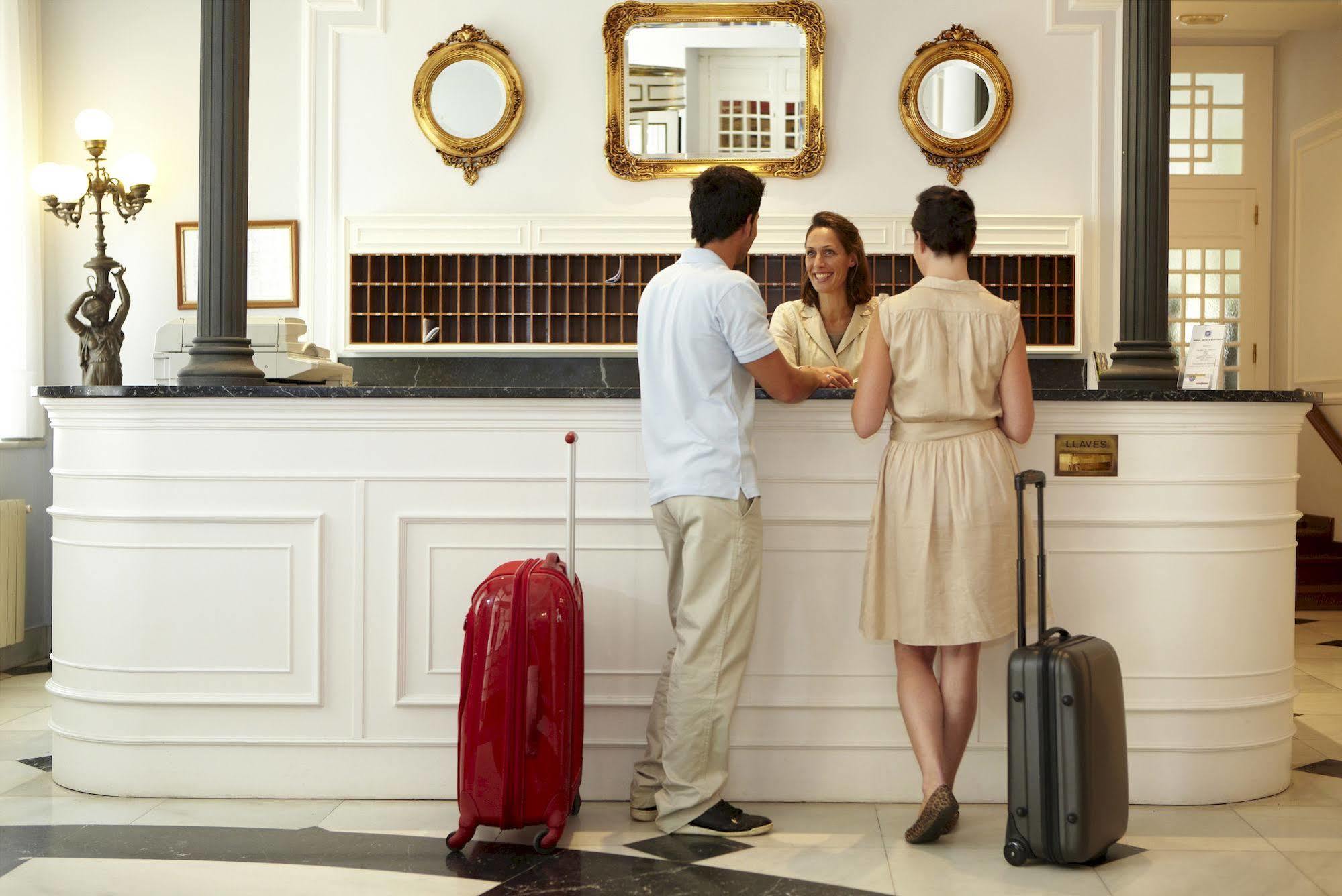 Gran Hotel Balneario De Liérganes Екстериор снимка